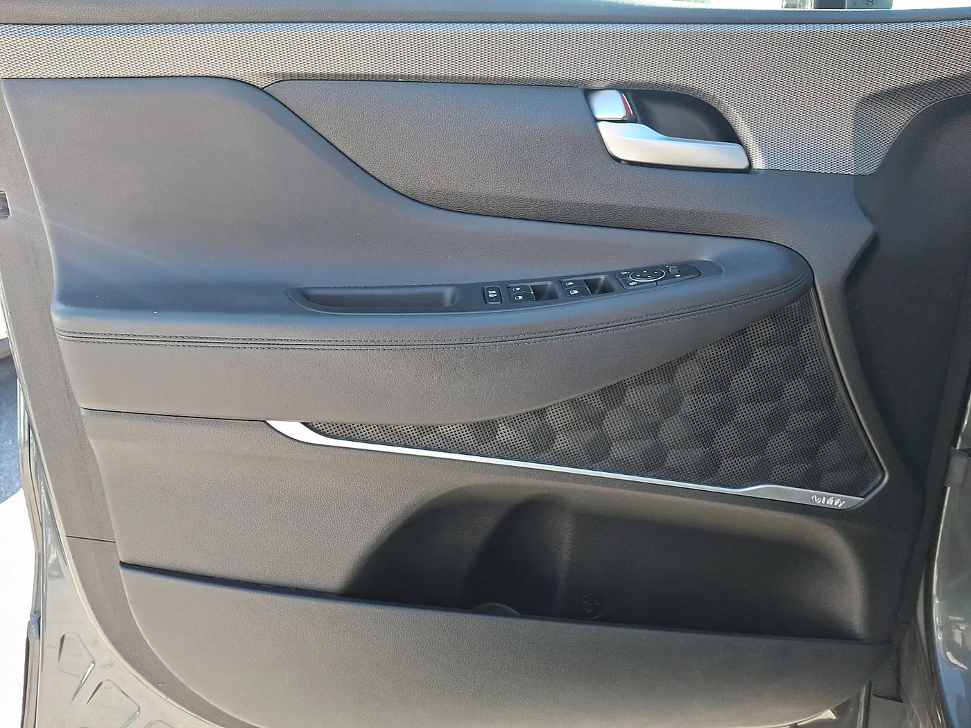 2019 Hyundai Santa Fe - $17,685