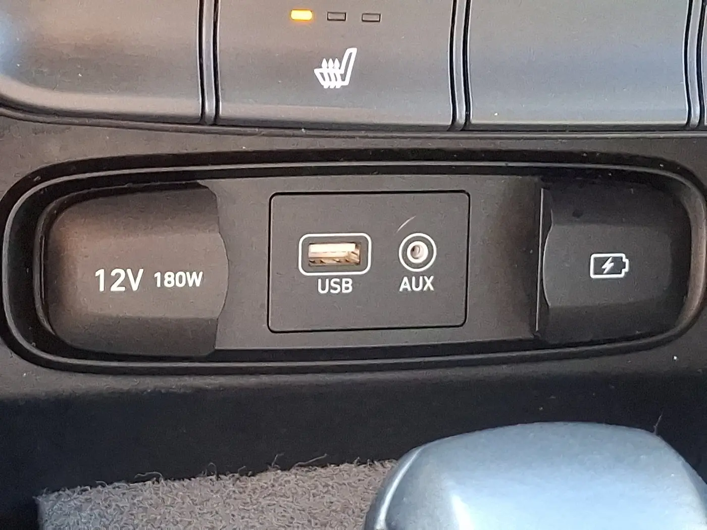 2019 Hyundai Santa Fe - $17,685