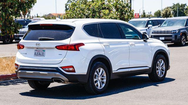 2019 Hyundai SANTA FE SEL 2.4L