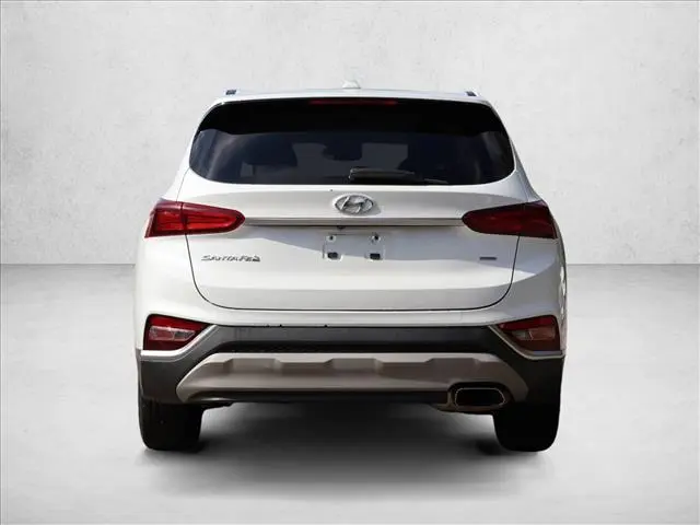 2020 Hyundai Santa Fe - $15,641