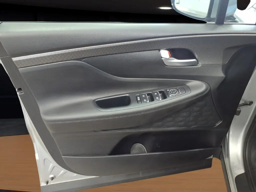 2020 Hyundai Santa Fe - $15,995