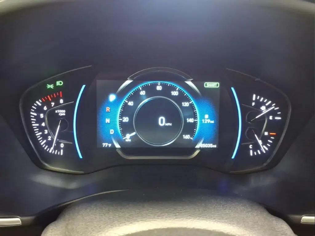 2020 Hyundai Santa Fe - $15,995