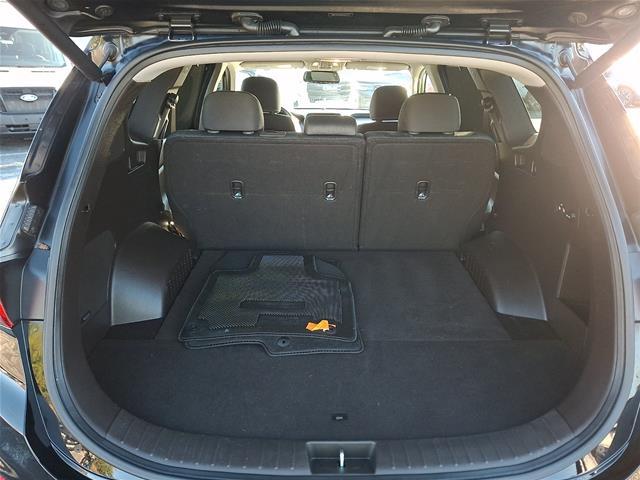 2019 Hyundai Santa Fe - $13,936