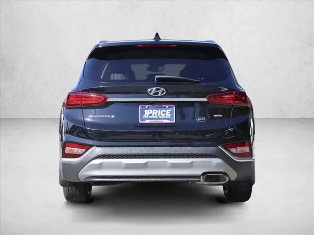 2020 Hyundai Santa Fe - $18,999
