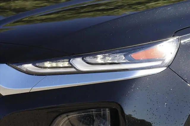 2020 Hyundai Santa Fe - $18,999