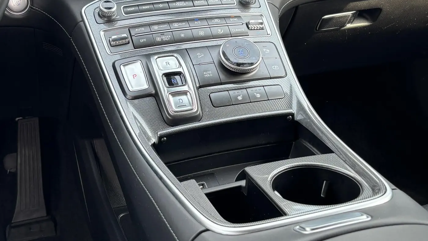 2023 Hyundai SANTA FE Hybrid SEL Premium