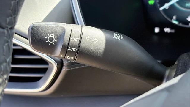 2023 Hyundai SANTA FE Hybrid SEL Premium