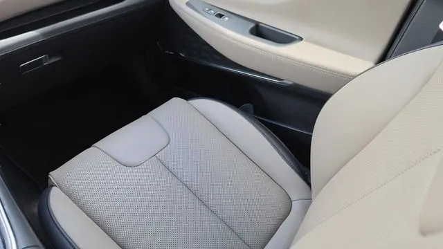 2023 Hyundai SANTA FE Hybrid SEL Premium
