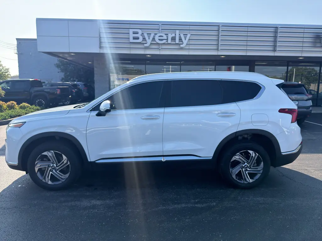 2023 Hyundai Santa Fe - $25,995