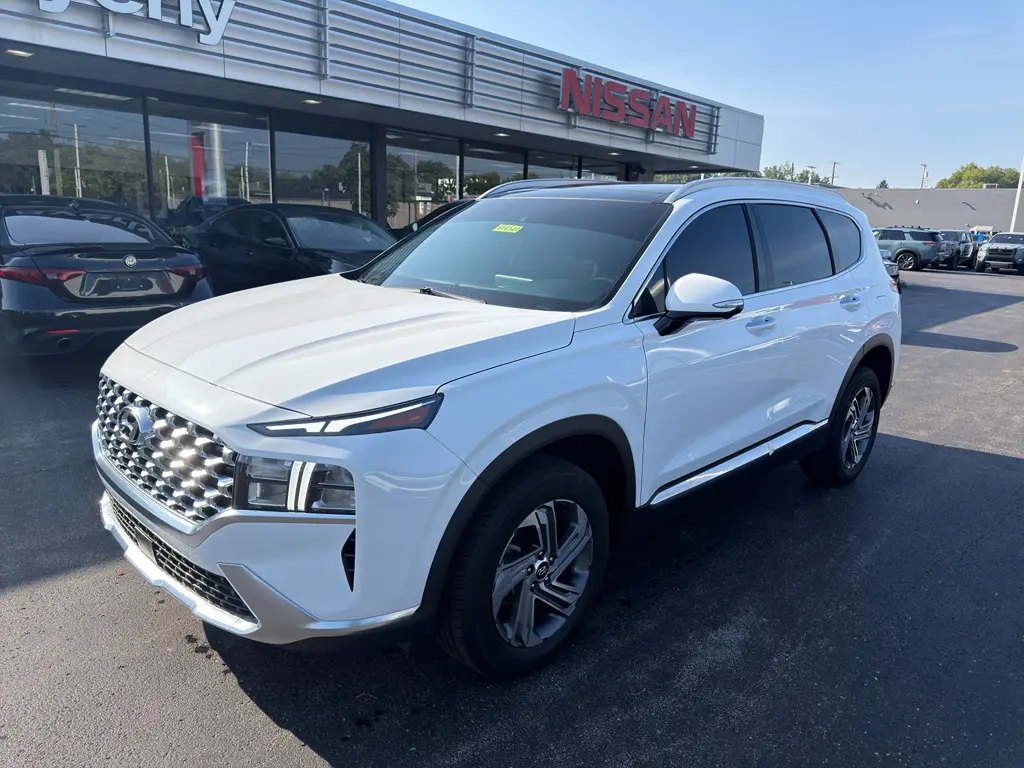 2023 Hyundai Santa Fe - $25,995