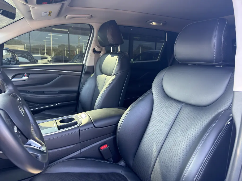 2023 Hyundai Santa Fe - $25,995