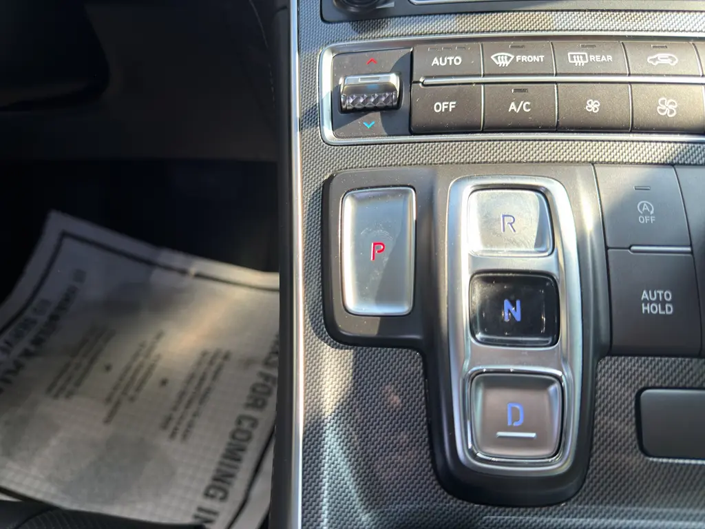 2023 Hyundai Santa Fe - $25,995