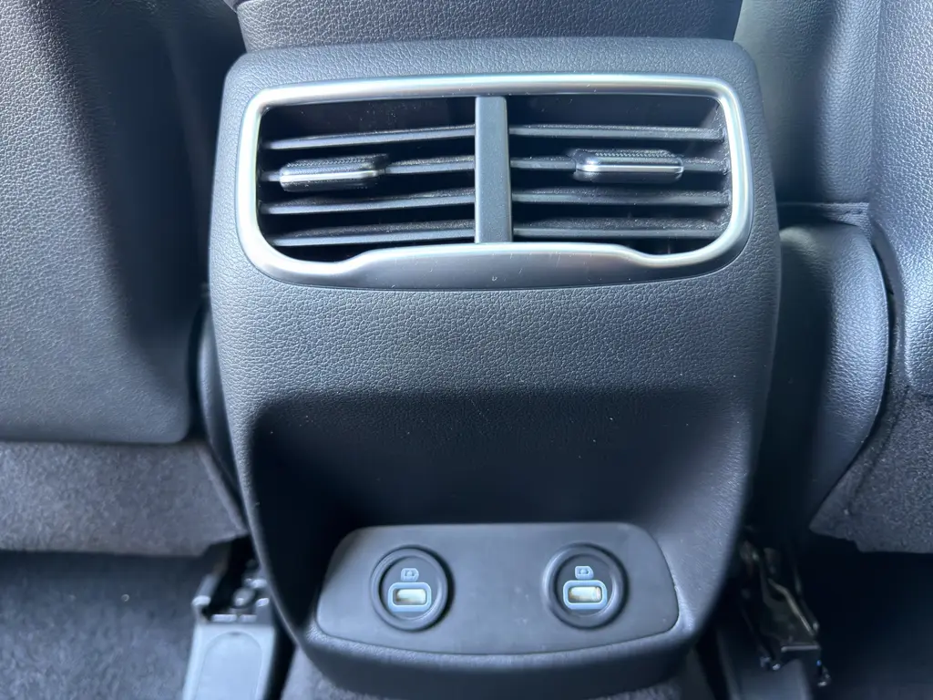 2023 Hyundai Santa Fe - $25,995