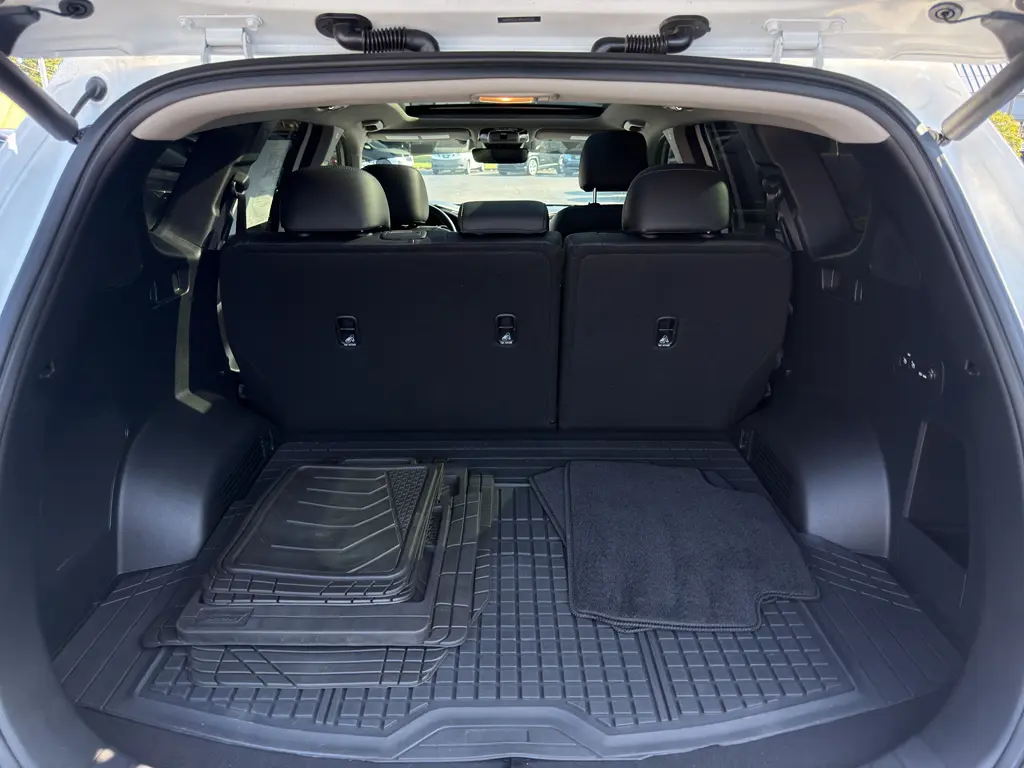 2023 Hyundai Santa Fe - $25,995