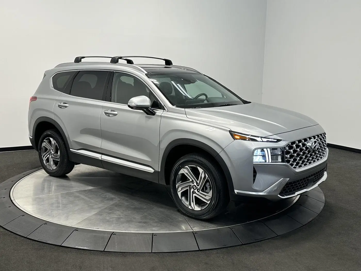 2023 Hyundai Santa Fe - $26,799
