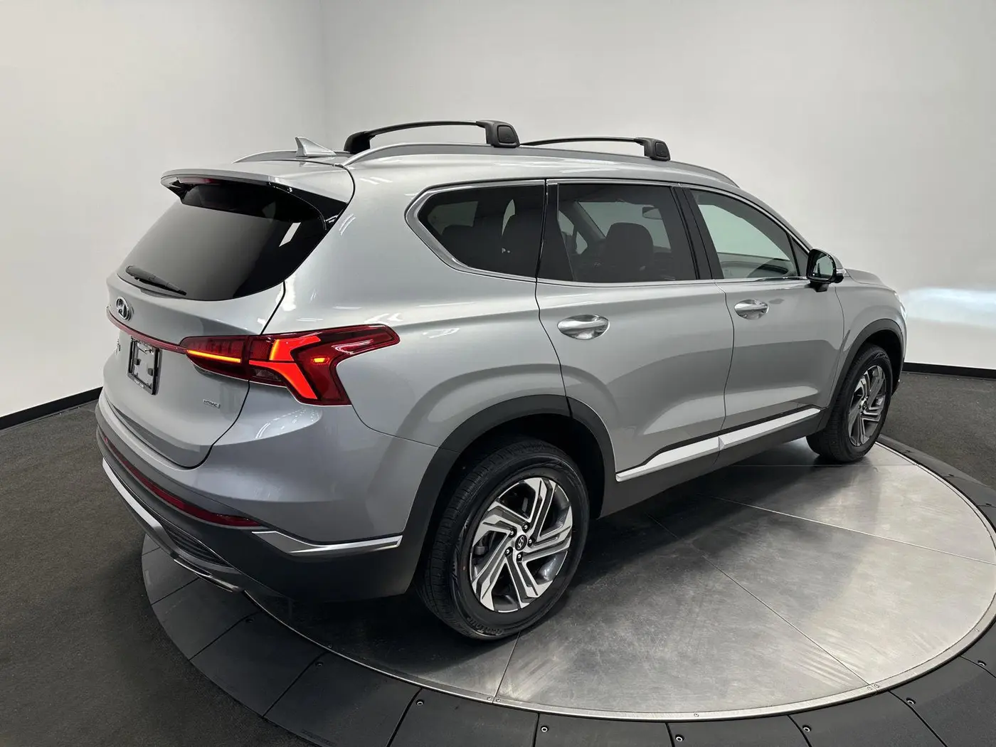 2023 Hyundai Santa Fe - $26,799