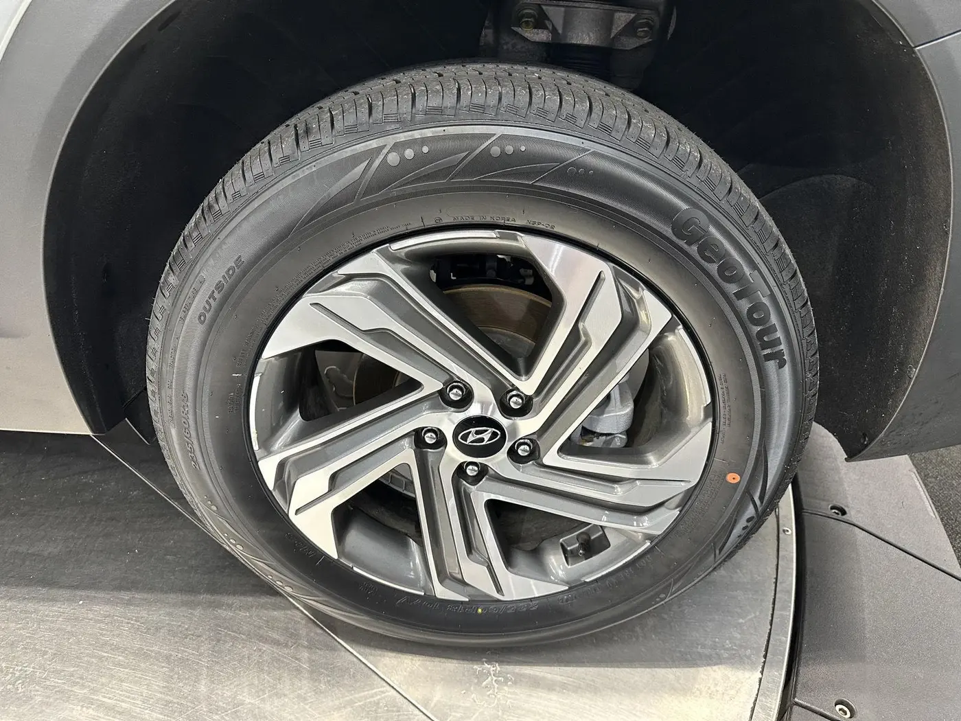 2023 Hyundai Santa Fe - $26,799
