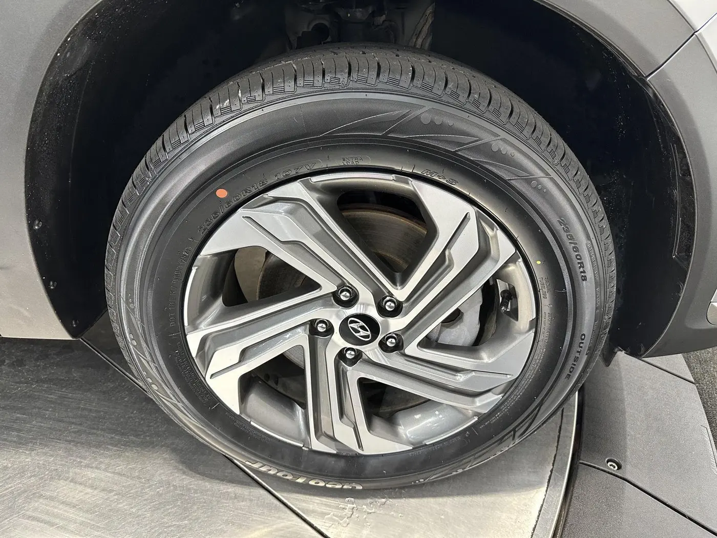 2023 Hyundai Santa Fe - $26,799