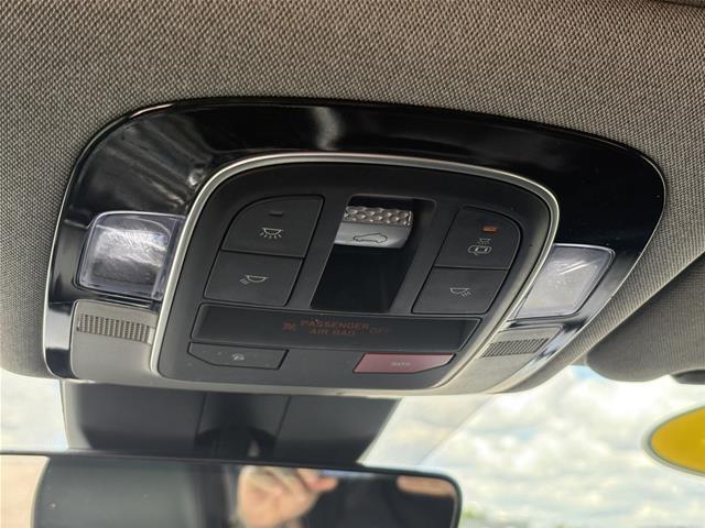 2023 Hyundai Santa Fe - $26,000