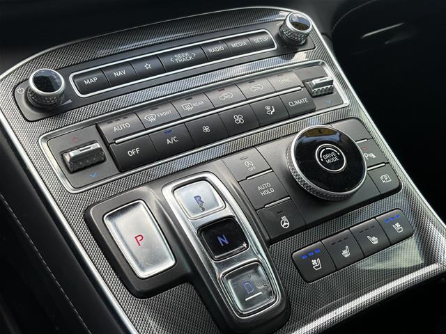 2023 Hyundai Santa Fe - $26,000