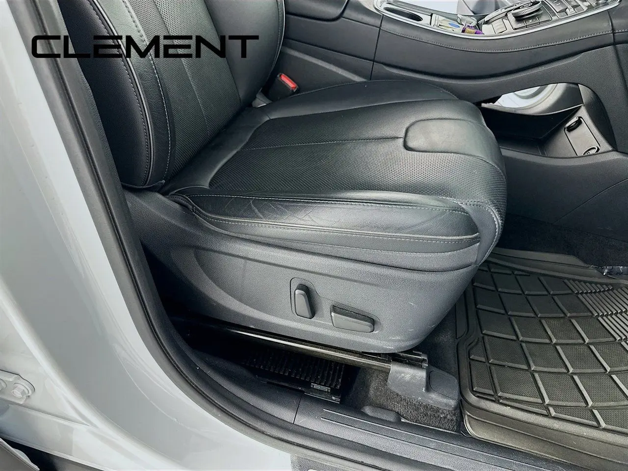 2021 Hyundai Santa Fe - $19,438