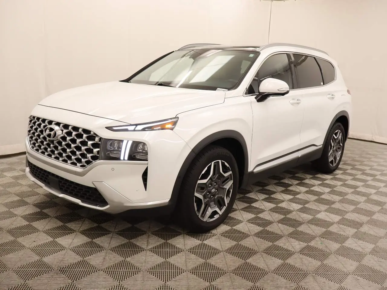 2023 Hyundai Santa Fe - $20,221