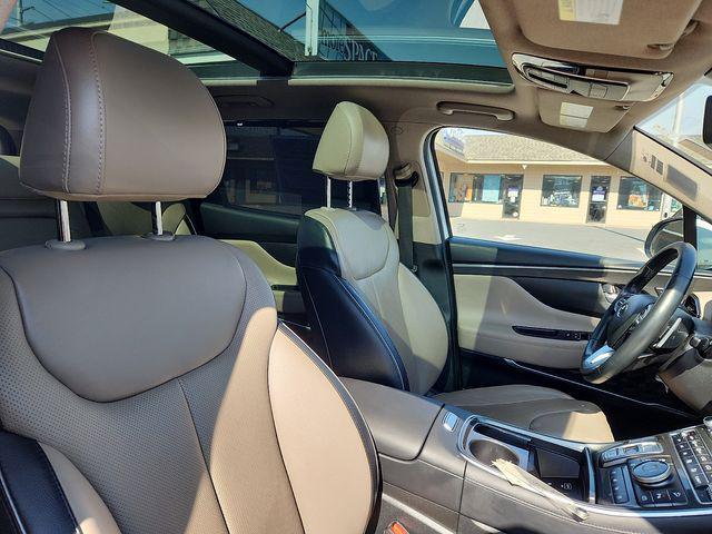 2022 Hyundai Santa Fe - $19,899