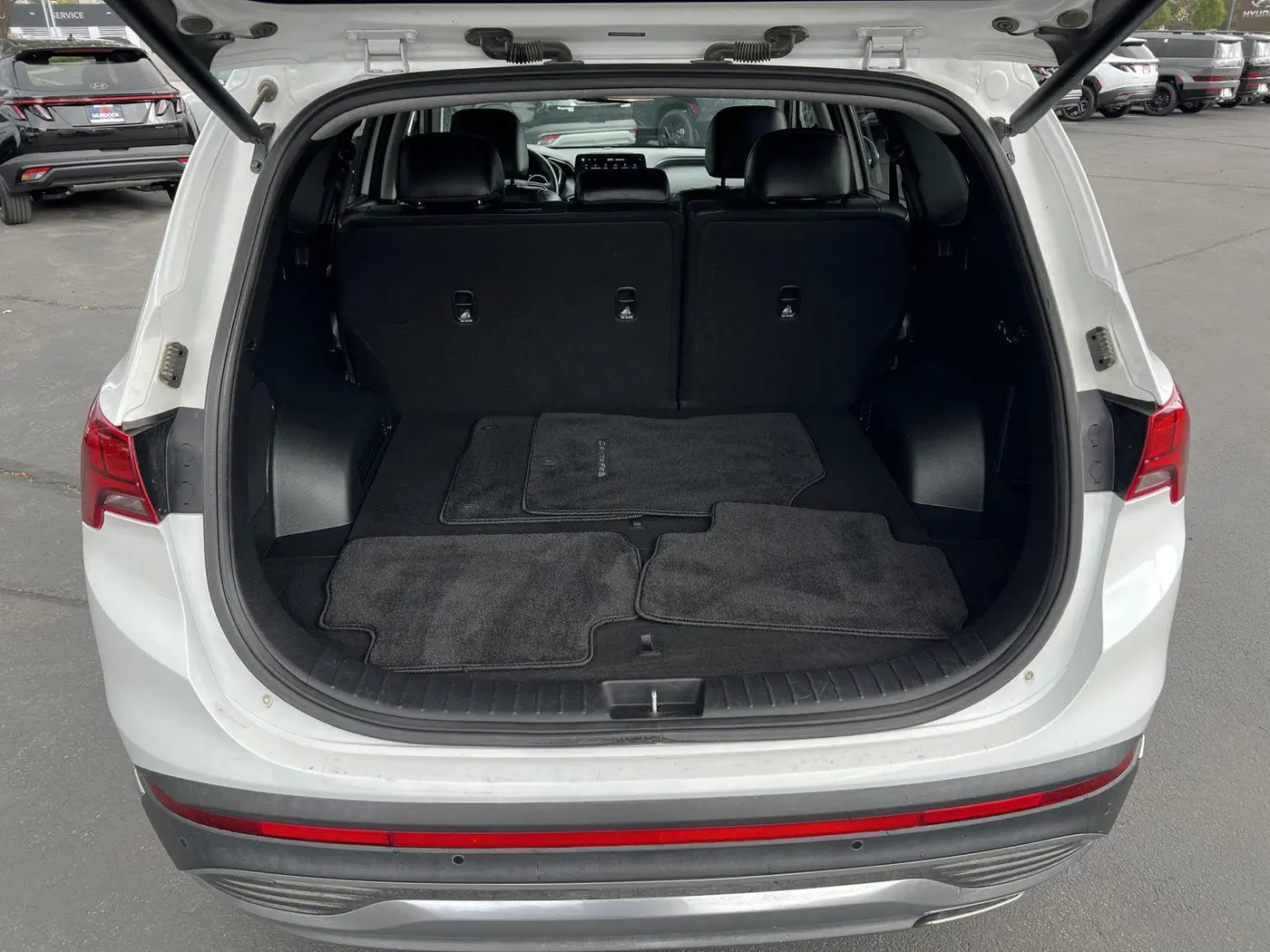 2023 Hyundai Santa Fe - $27,946