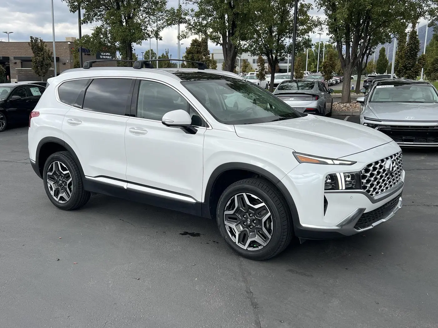 2023 Hyundai Santa Fe - $27,946