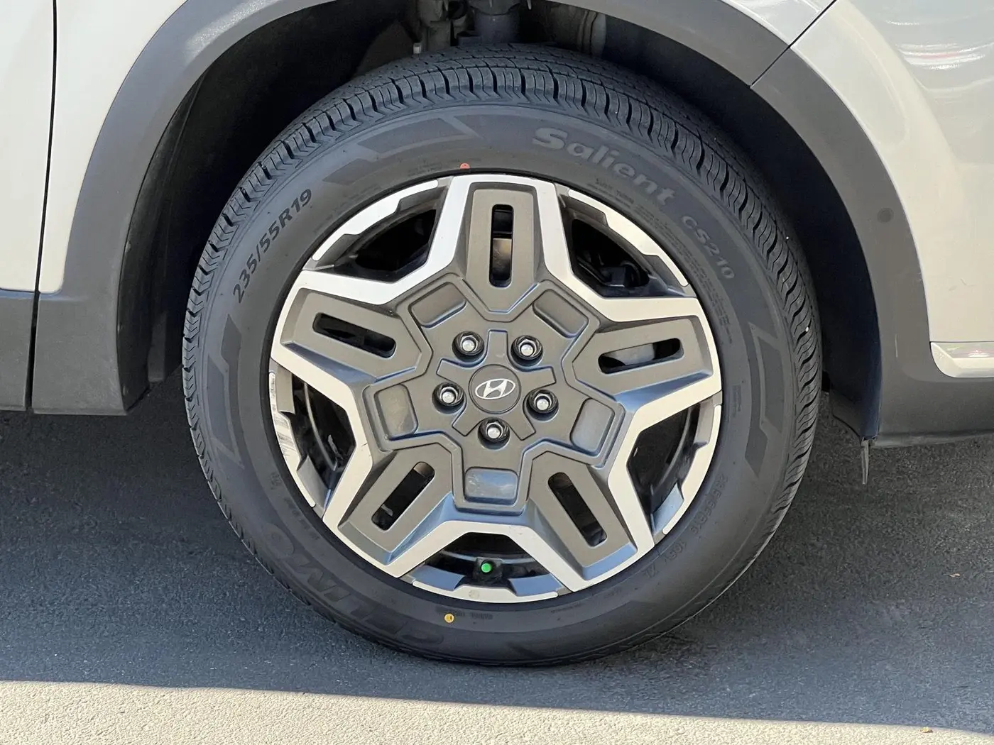 2023 Hyundai Santa Fe - $27,338