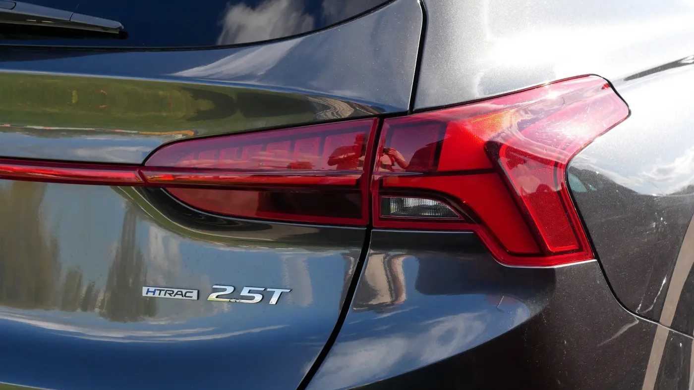 2023 Hyundai SANTA FE Limited