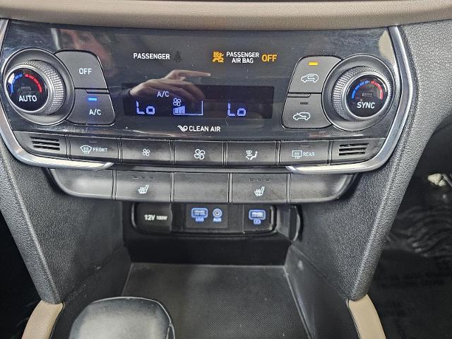 2019 Hyundai Santa Fe - $14,990