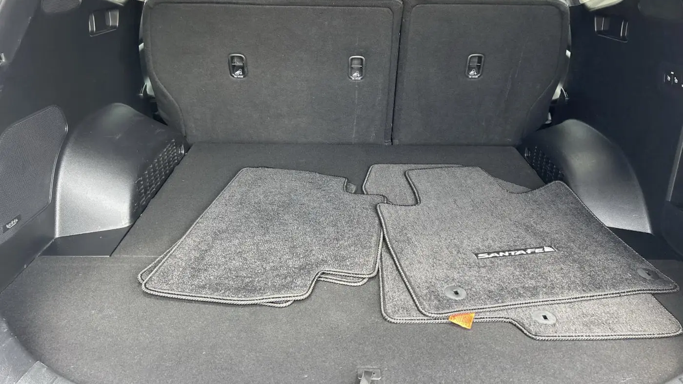 2019 Hyundai SANTA FE Limited 2.4L
