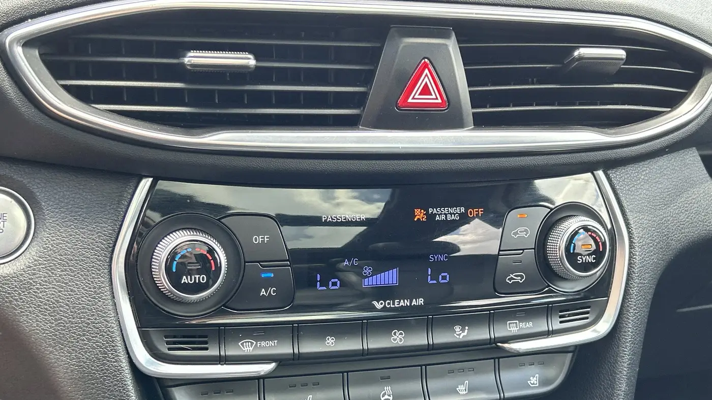 2019 Hyundai SANTA FE Limited 2.4L