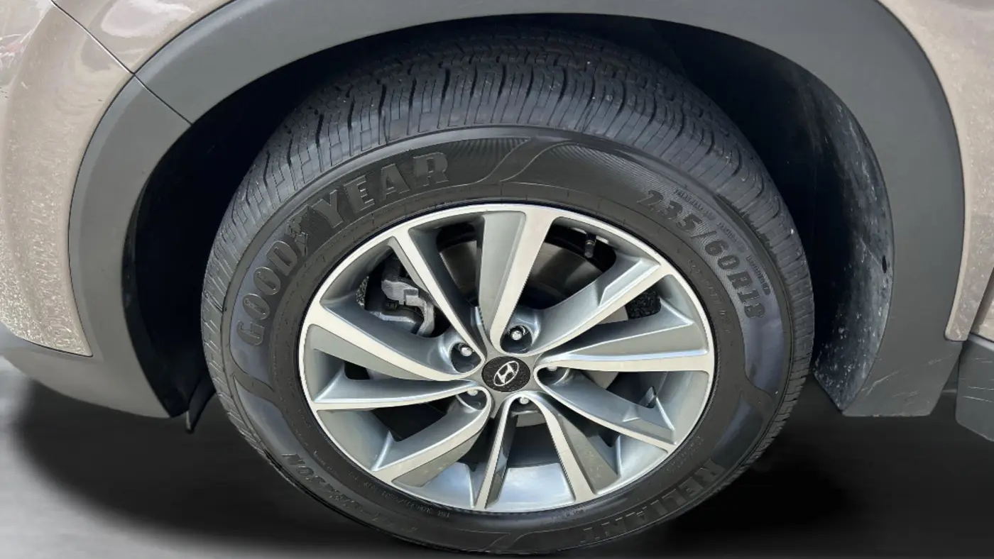 2019 Hyundai SANTA FE Limited 2.4L