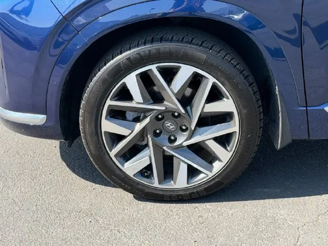 2023 Hyundai Santa Fe - $25,995