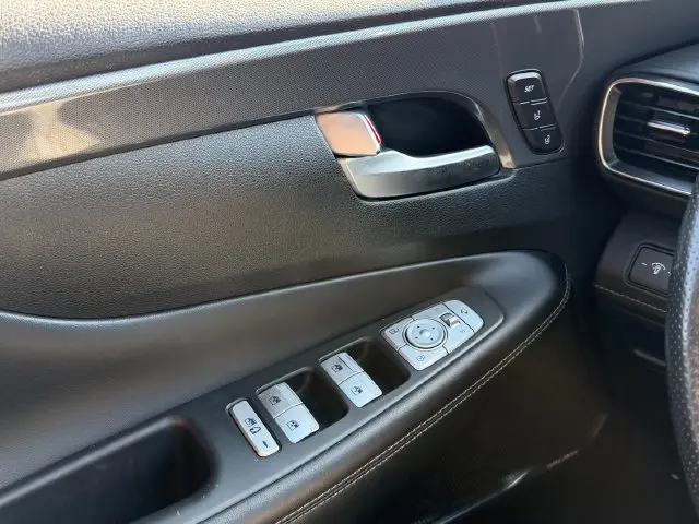 2023 Hyundai Santa Fe - $25,995