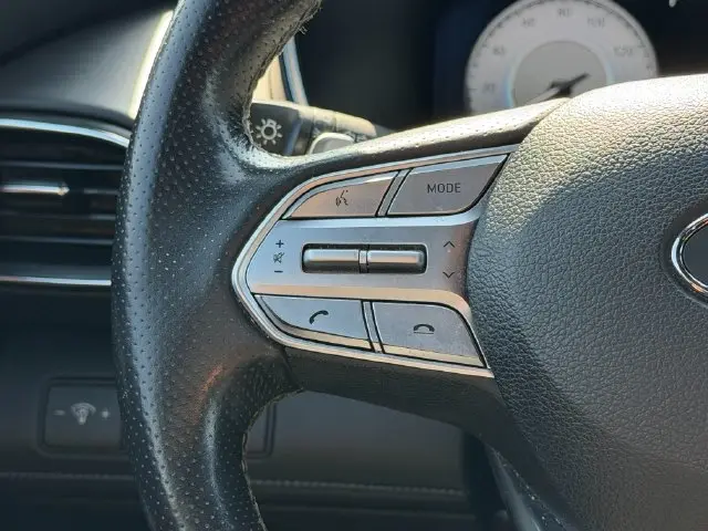 2023 Hyundai Santa Fe - $25,995