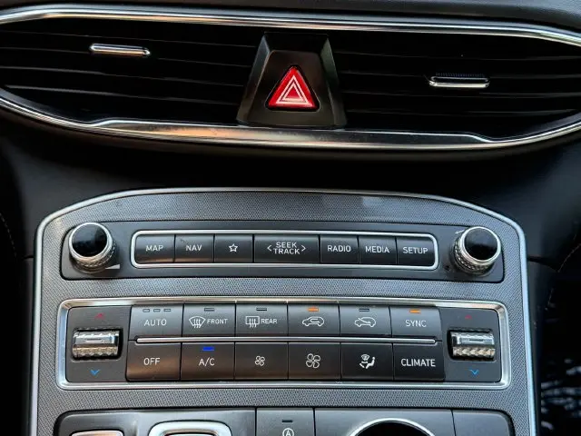 2023 Hyundai Santa Fe - $25,995