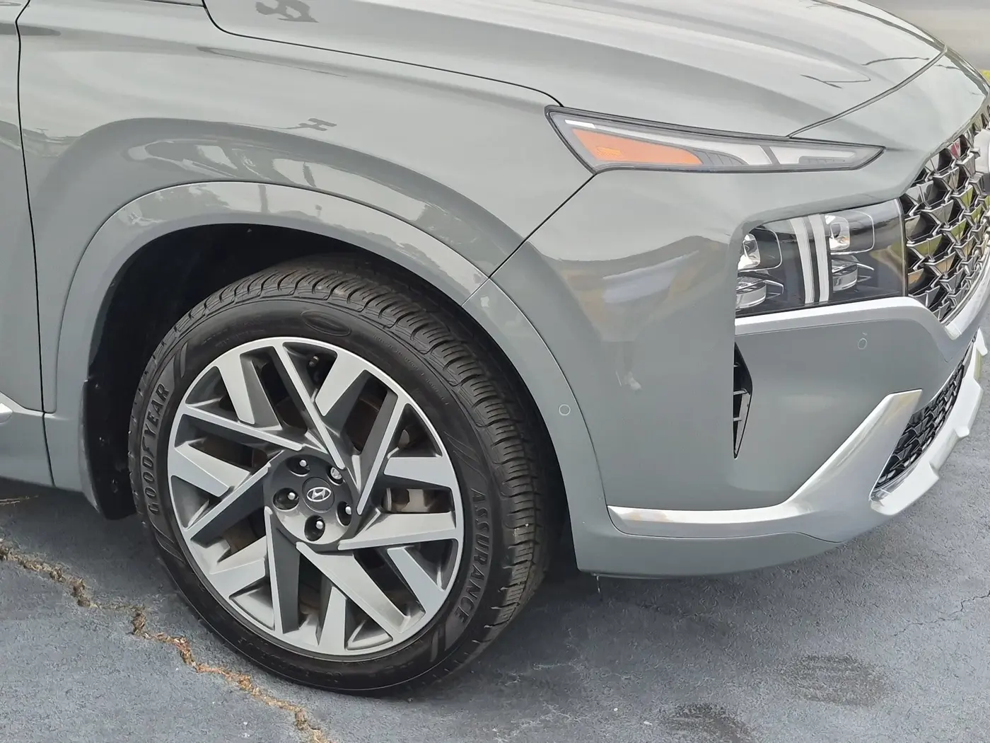 2023 Hyundai Santa Fe - $28,020