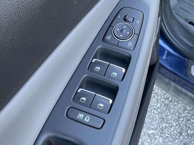 2020 Hyundai Santa Fe - $21,670