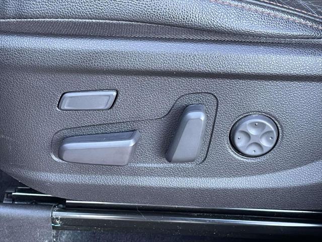 2020 Hyundai Santa Fe - $21,670