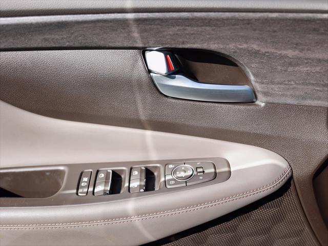 2019 Hyundai Santa Fe - $14,800