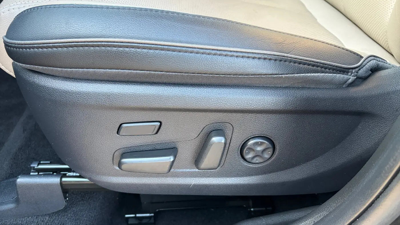 2023 Hyundai SANTA FE Hybrid Limited