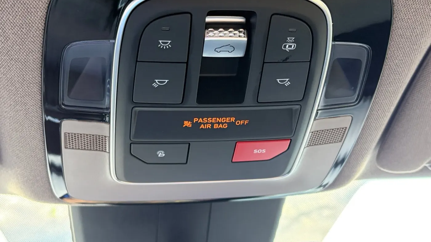 2023 Hyundai SANTA FE Hybrid Limited