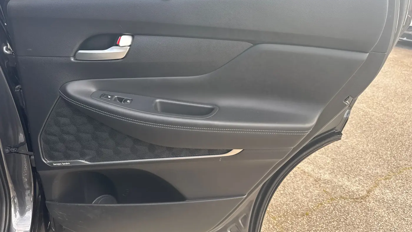 2023 Hyundai SANTA FE Hybrid Limited