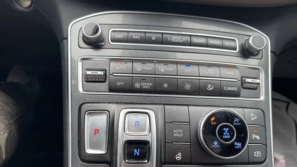2023 Hyundai SANTA FE Hybrid Limited