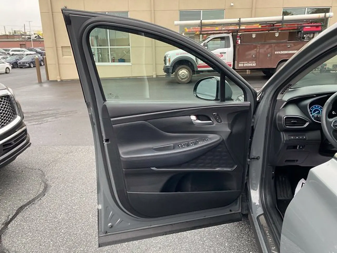 2023 Hyundai Santa Fe - $30,099