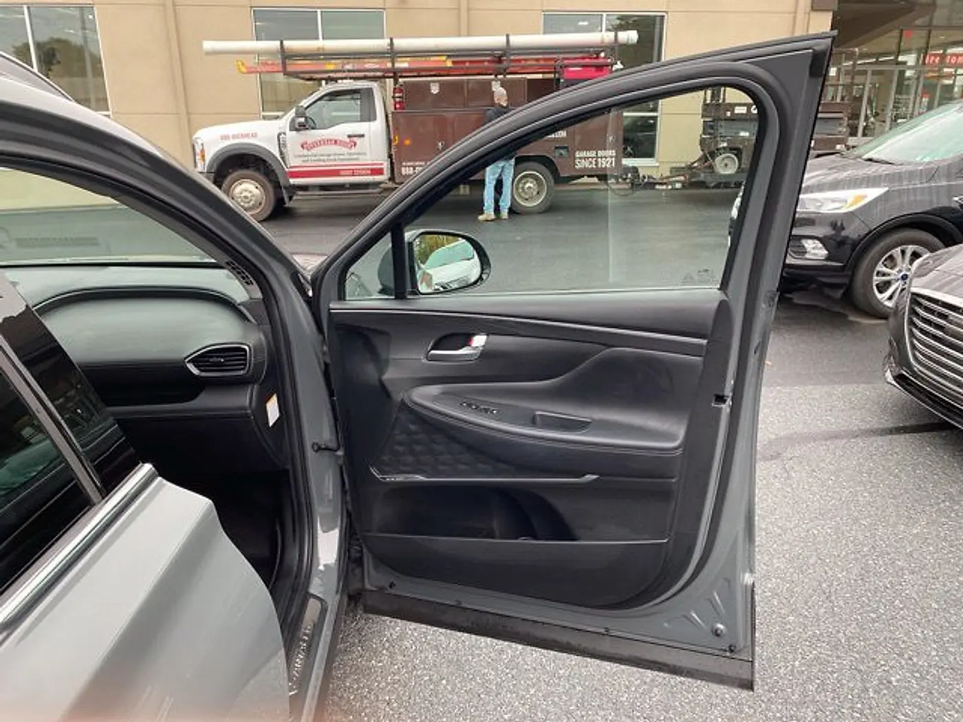 2023 Hyundai Santa Fe - $30,099