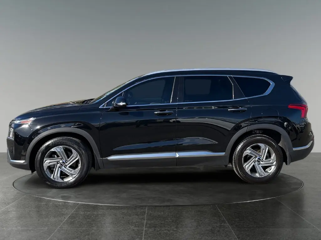 2021 Hyundai Santa Fe - $18,299